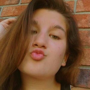 Meet your Posher, Edith